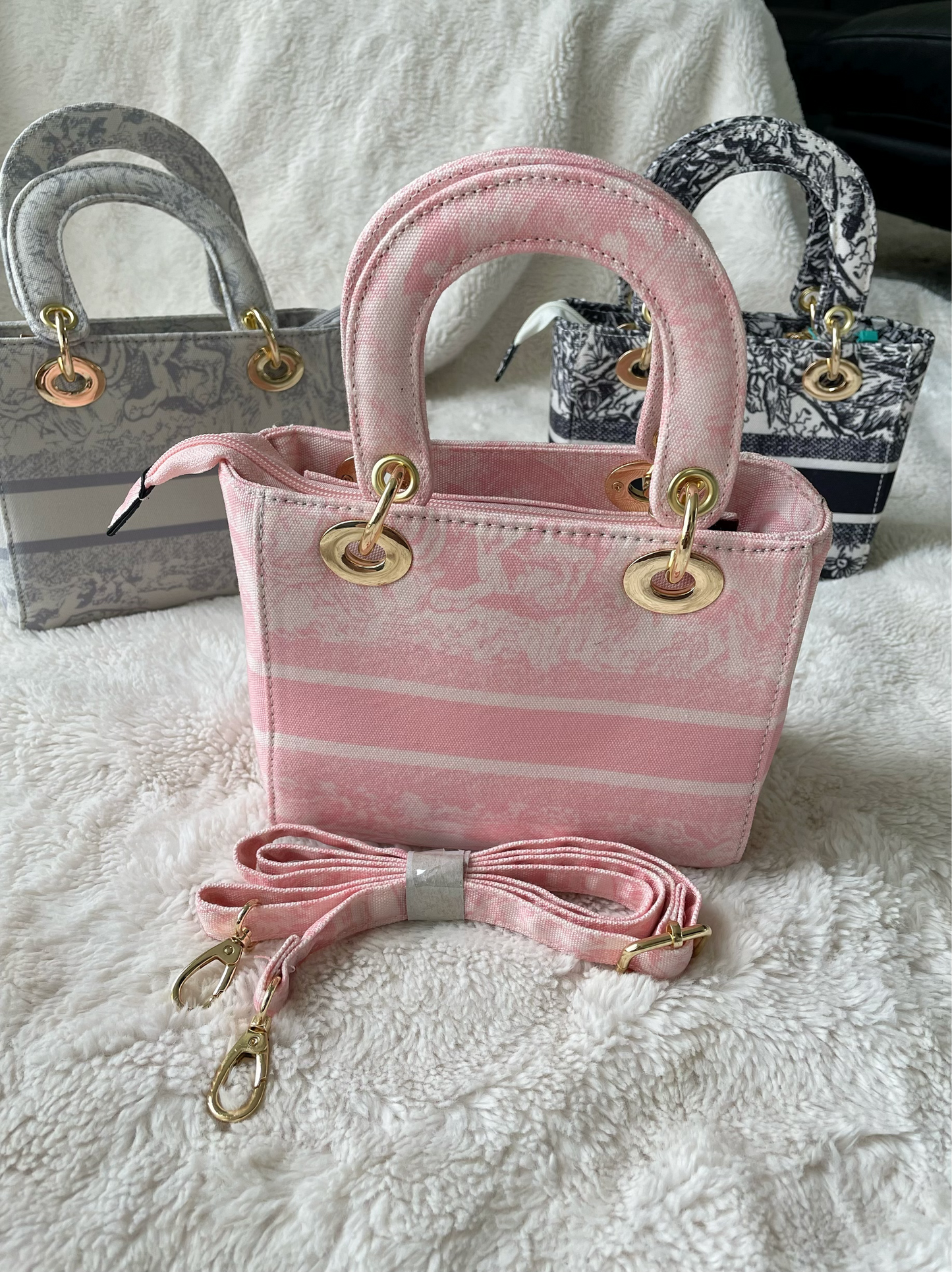 Baby Pink D-Lite Tote Handbag with Crossbody Strap