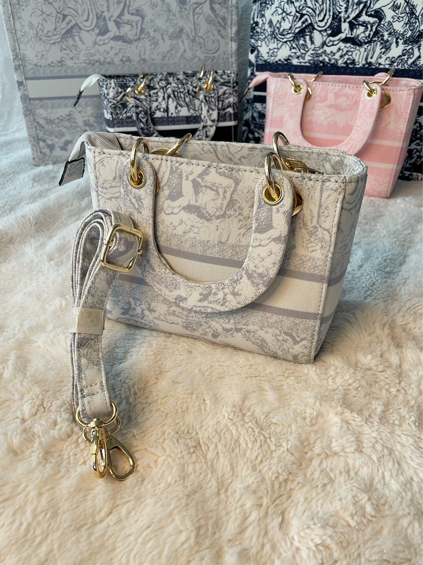 Grey D-Lite Tote Handbag with Crossbody Strap