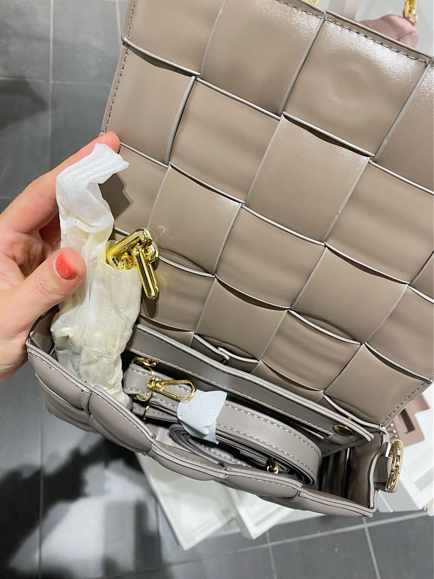 Grey Faux Leather Crossbody Chain Weave Handbag